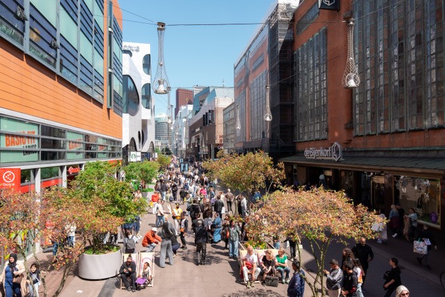 19678fab Abc4 8b83 8d62 E1394d452709